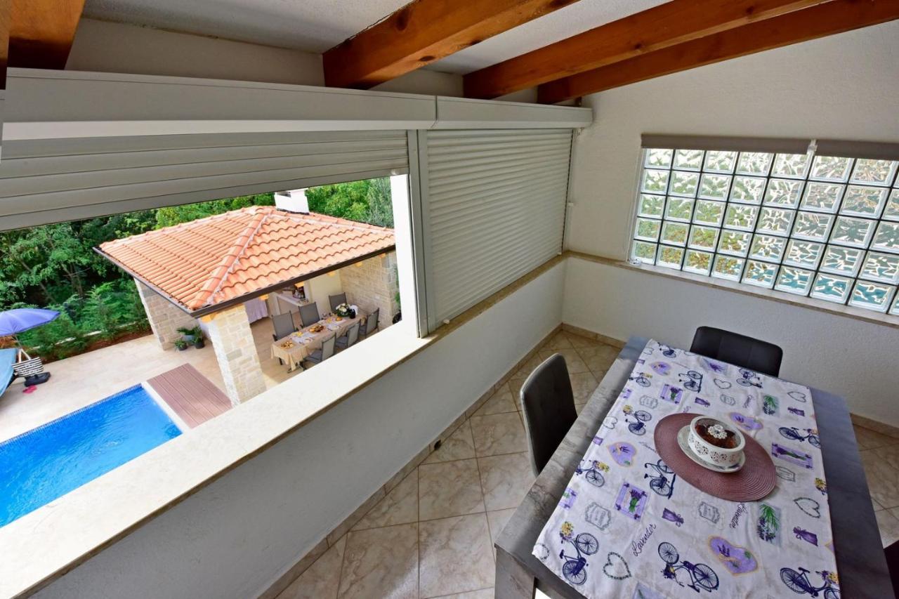 Apartments House Anna For Max 13 Persons In Porec, Pet Friendly Buitenkant foto